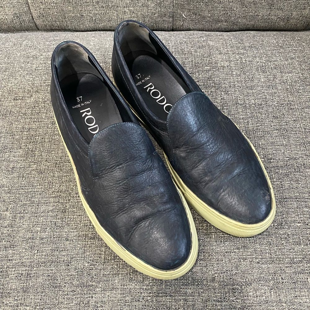 RODO Leather Slip On Shoes Women Size EU 37